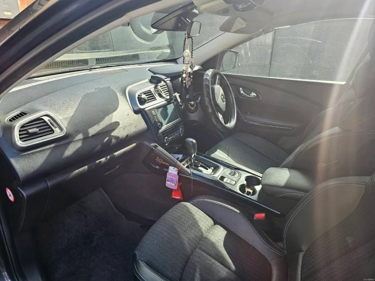 Automatic Renault Kadjar - Immaculate Condition - Image 4