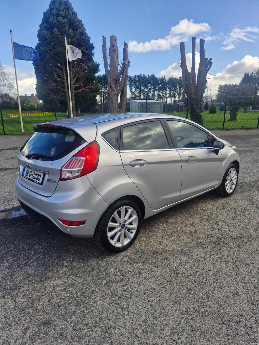 Ford Fiesta 2016**Automatic **LOW MILAGE ** - Image 3
