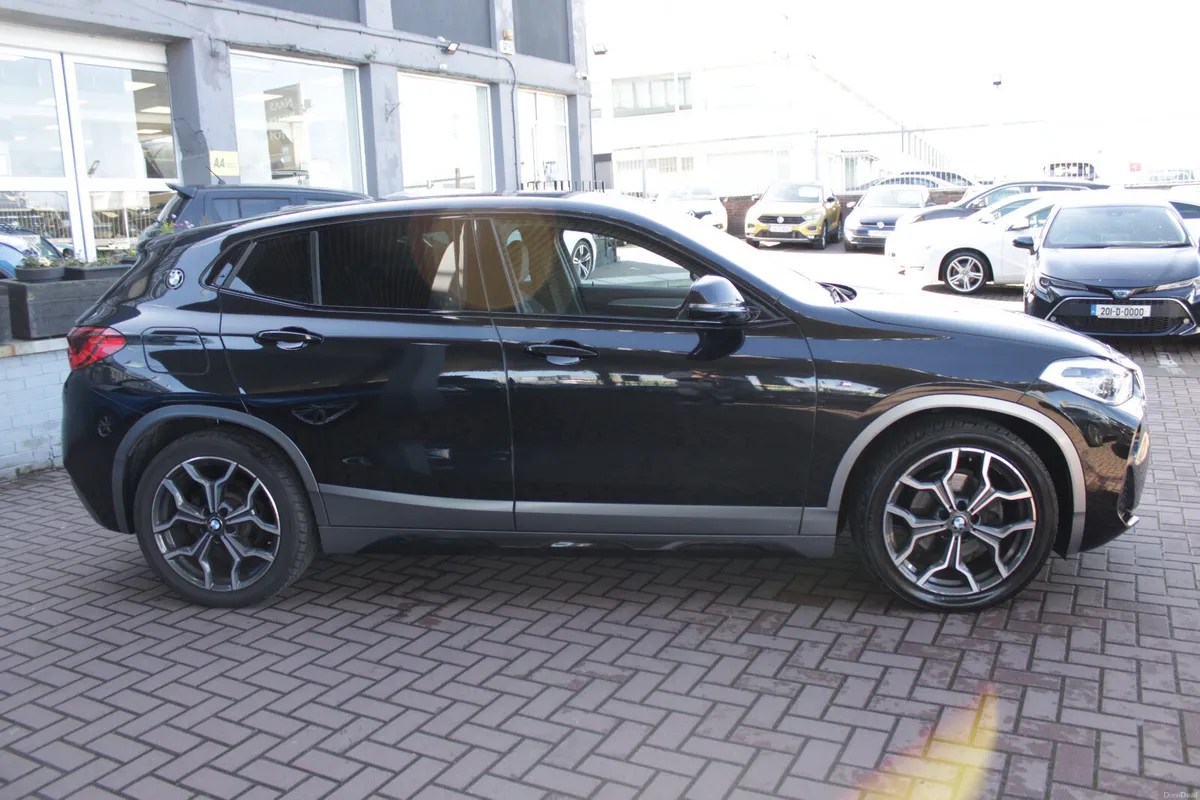 2019 X2  X-DRIVE 18D 2.0 5DR SUV AUTO - Image 3
