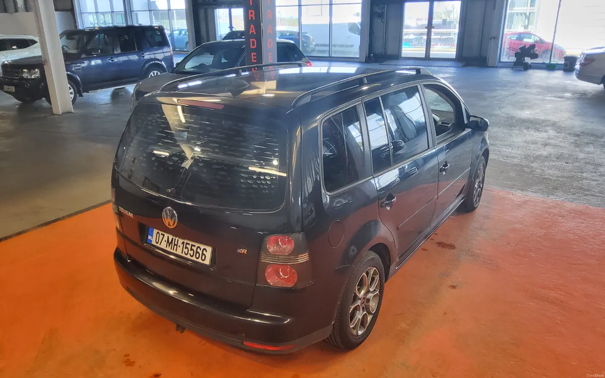 Volkswagen Touran 2007 - Image 3