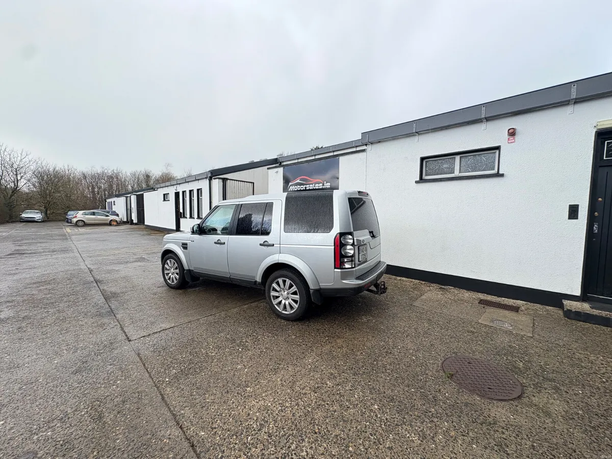 Land Rover Discovery 2014 - Image 2