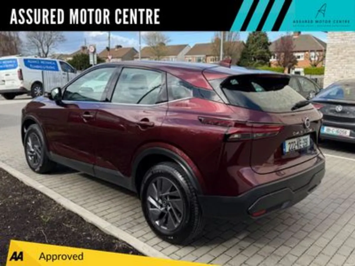NISSAN QASHQAI 1.3 HYB SV**FULL SERVICE HISTORY** - Image 5