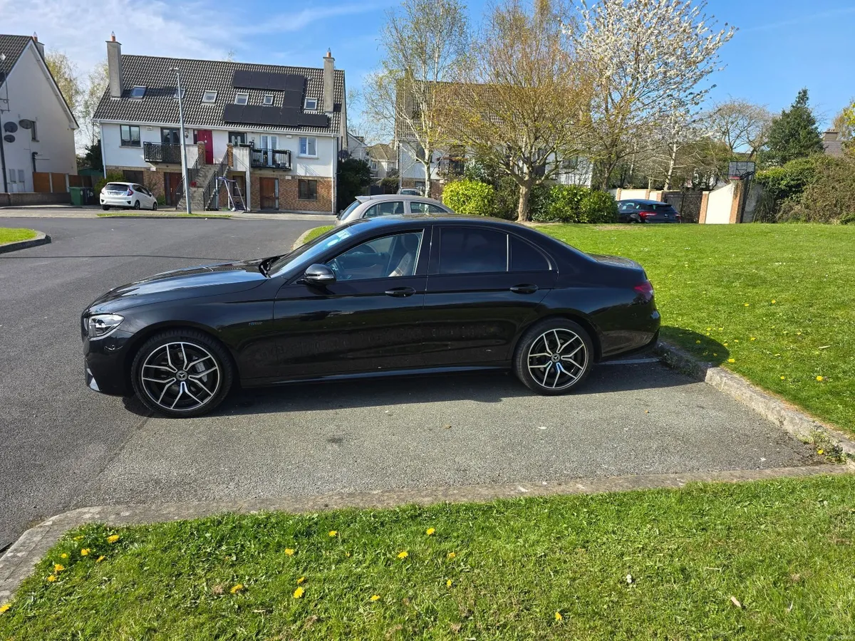 Mercedes-Benz E-Class 2021 - Image 4