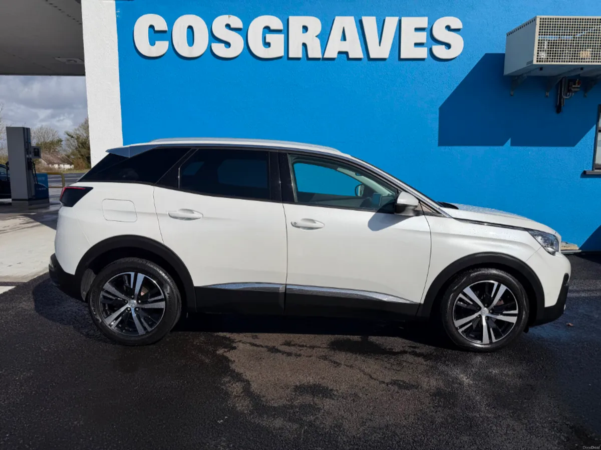 Peugeot 3008 1.5 Blue HDI 130 Allure 5DR *REVERSIN - Image 2