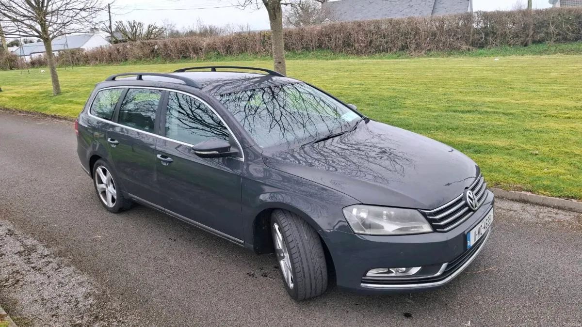 2011 VW Passat estate 2.0L NCT 01/27 + TAX 8/26 - Image 4