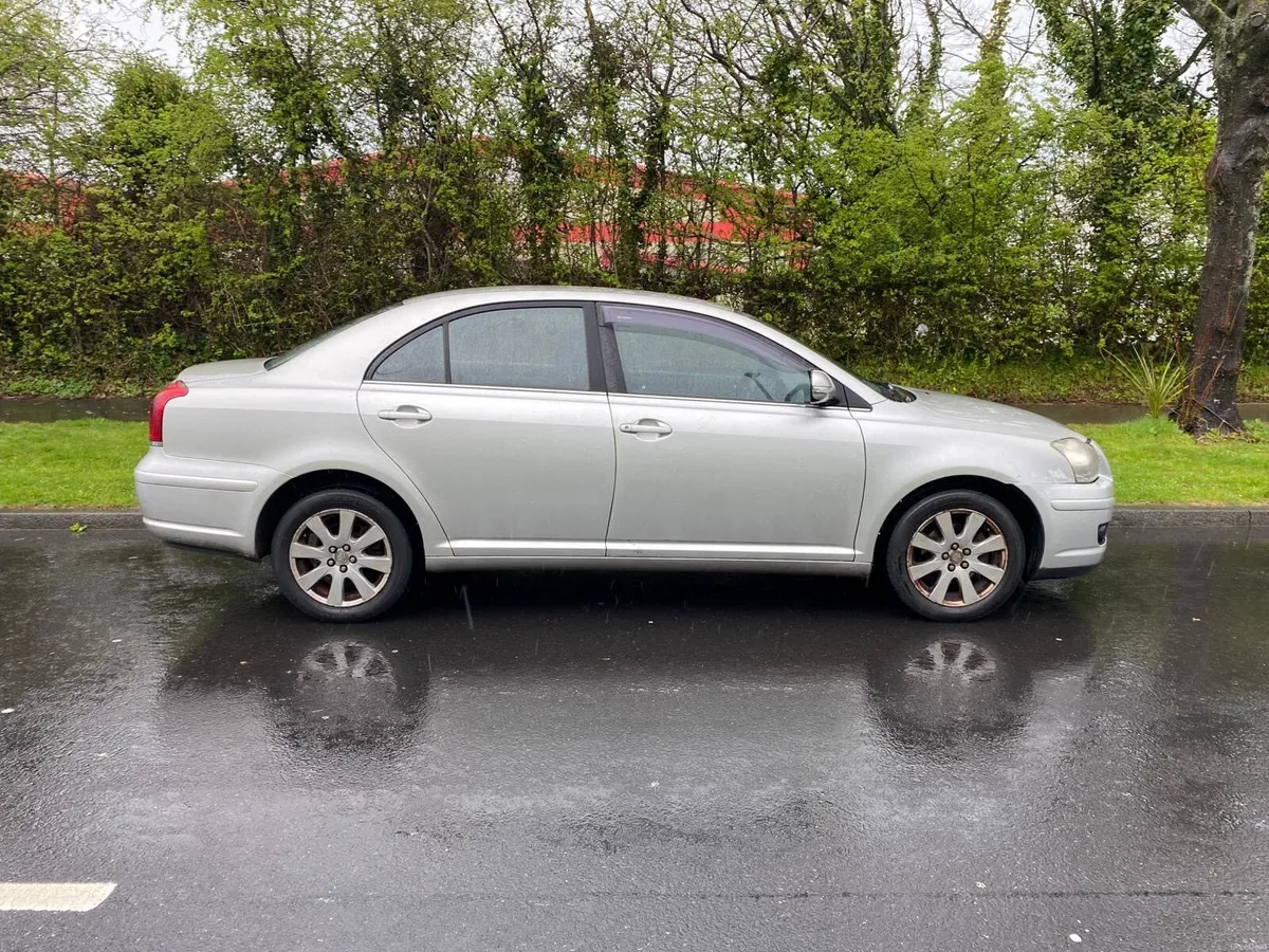 2009 Toyota Avensis - Image 4