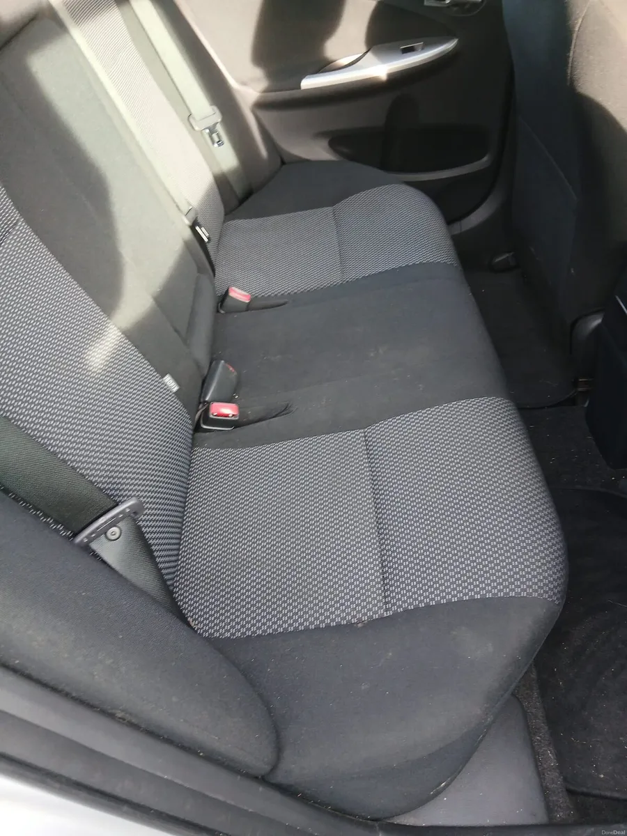 2011 Toyota Corolla Luna - Image 3