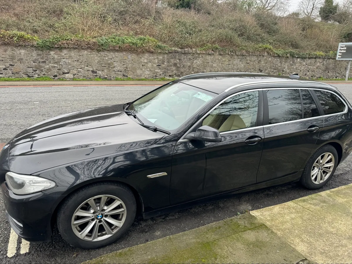 BMW 5 Series (F11 Touring) - Image 4