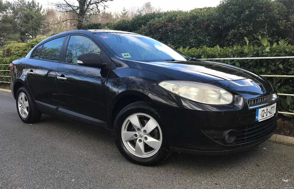 Renault Fluence 1.5 DCI 90 DYNAMIQUE - Image 4