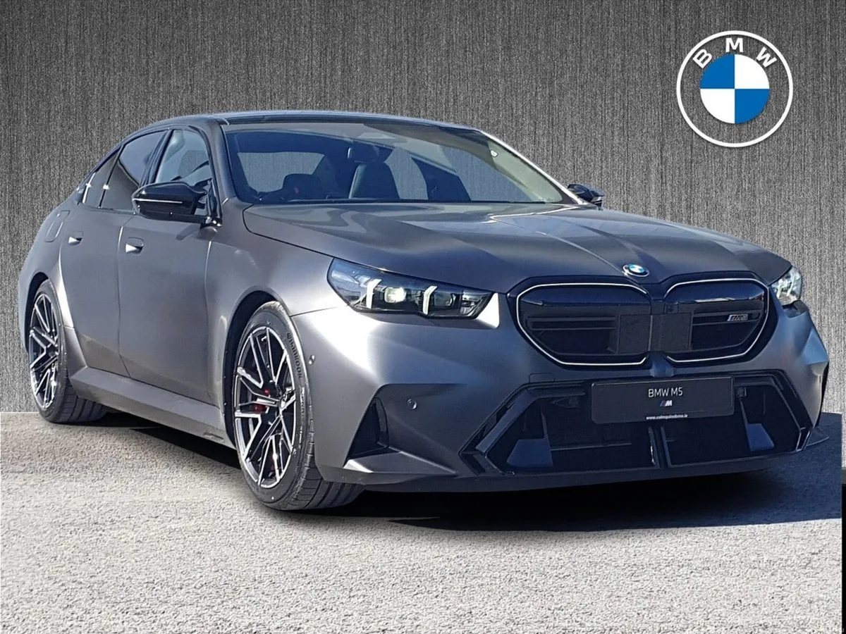 BMW M5 M5 Saloon - Image 1