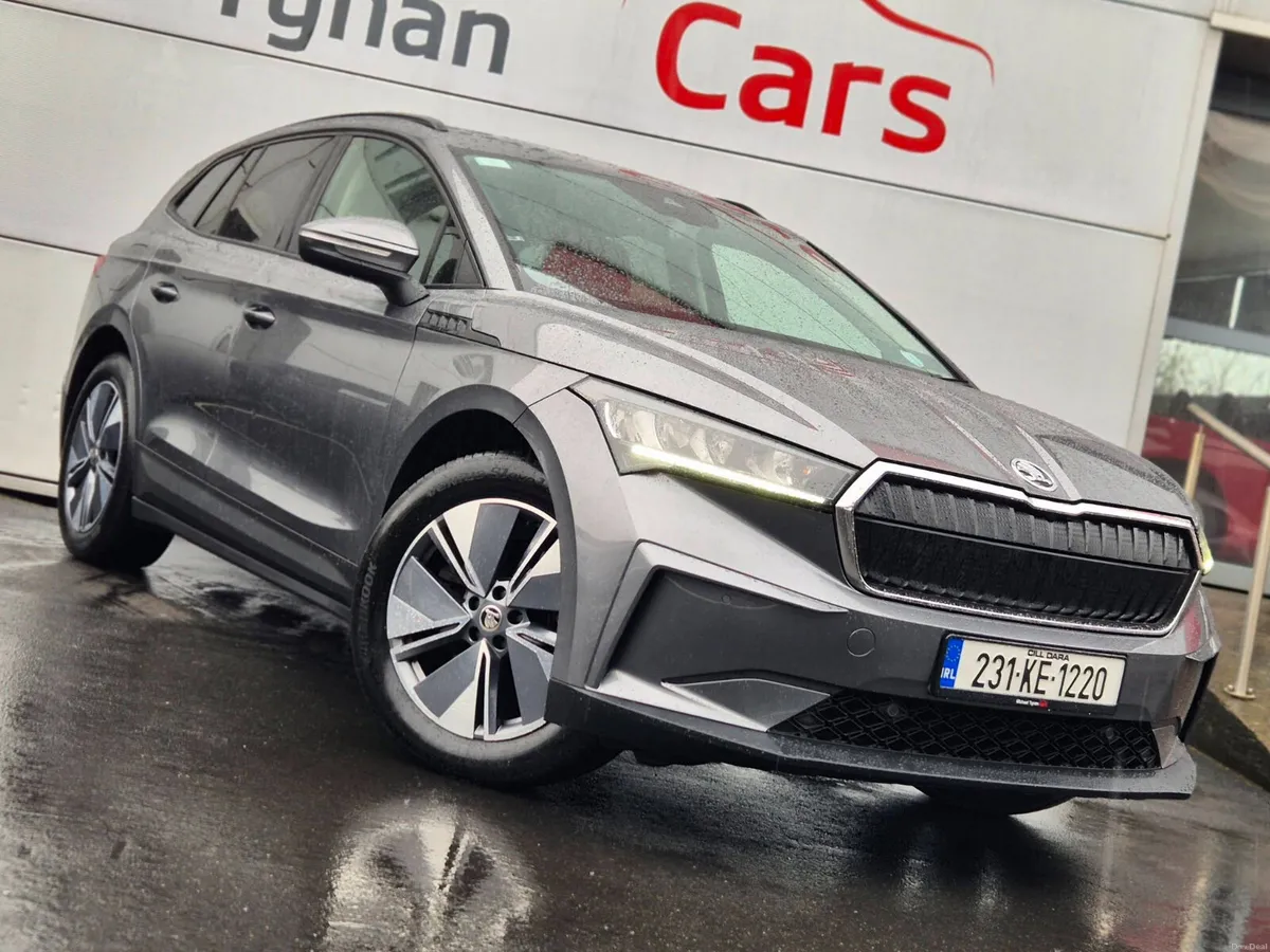 2023 Skoda Enyaq IV60, CarPlay, 19” Alloys - Image 2