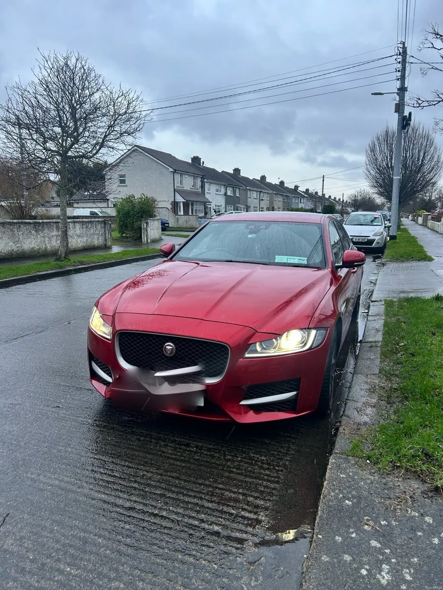 Jaguar XF 2016 - Image 1