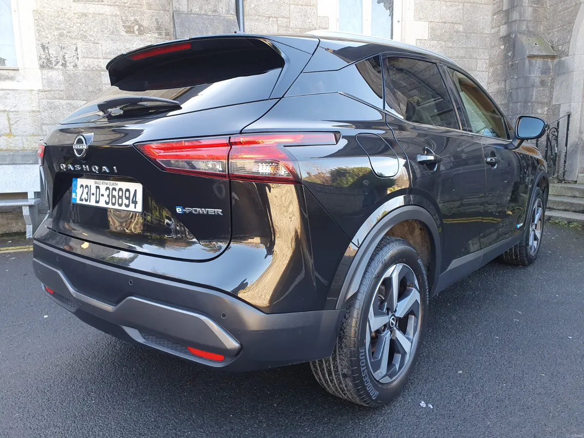 Nissan Qashqai 2023 / e Power Hybrid / SV Premium - Image 6