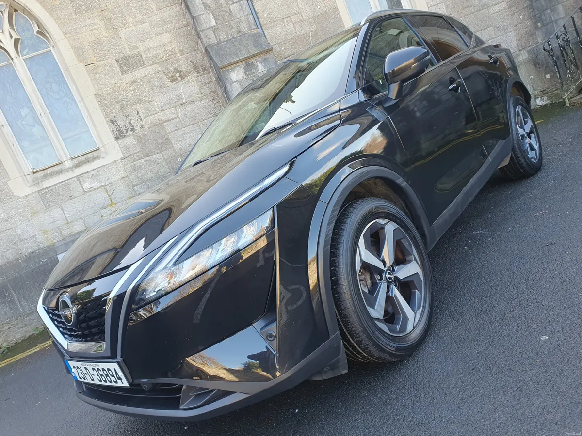 Nissan Qashqai 2023 / e Power Hybrid / SV Premium - Image 3