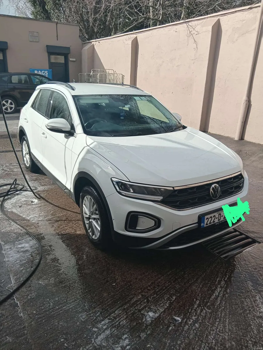 Volkswagon t_roc 1.0 tsi - Image 1