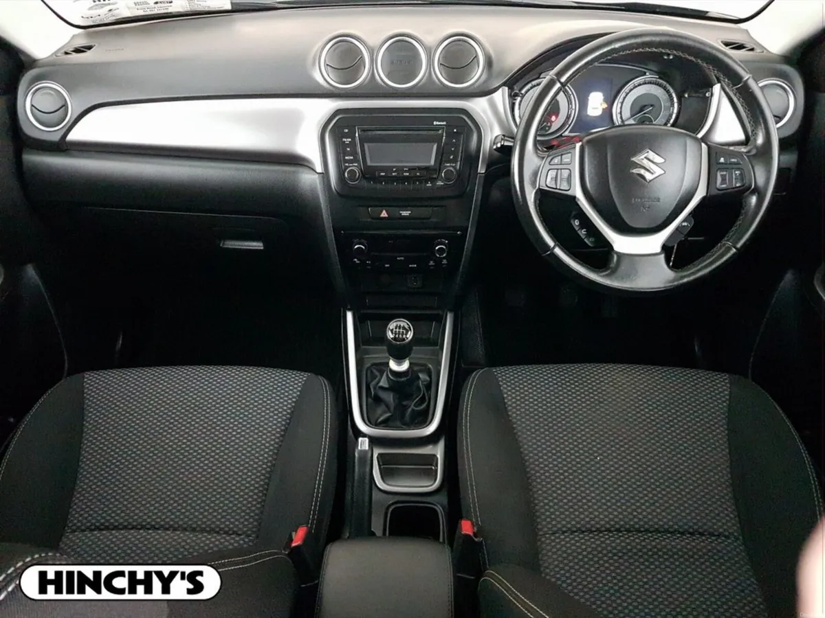 Suzuki Vitara 1.4 Hybrid SZ4 MT - Image 2