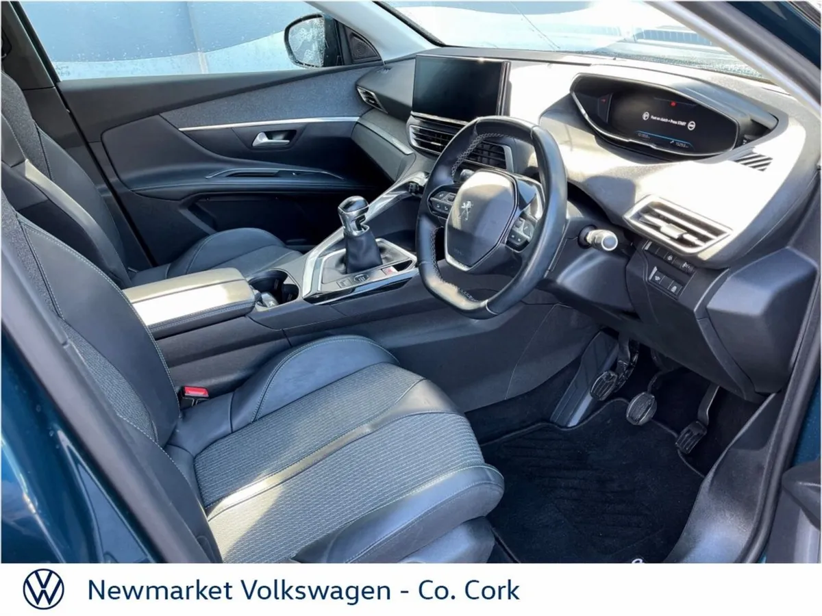 Peugeot 5008 SEVEN SEATER 1.5 HDI 6 SPEED 130BHP A - Image 4