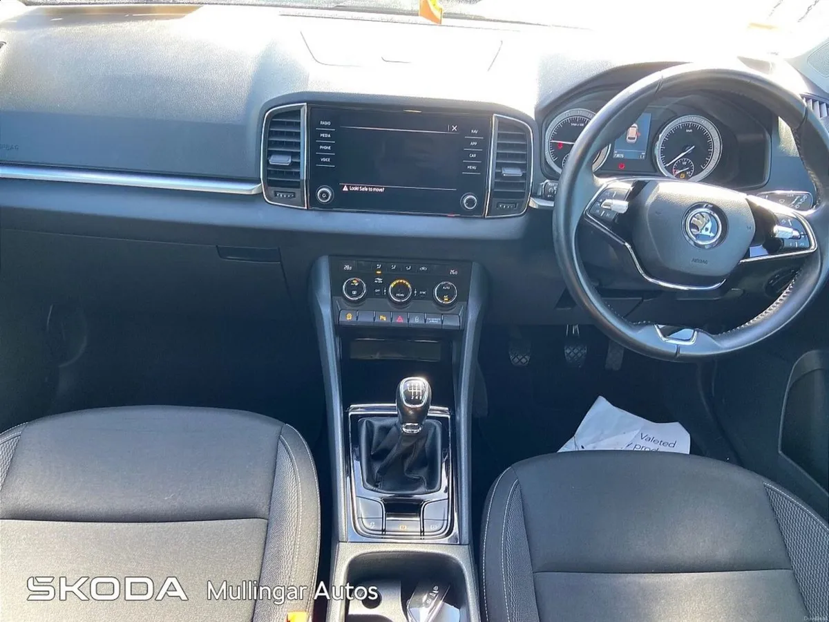 Skoda Karoq 2.0TDI 115HP Ambition - Image 2