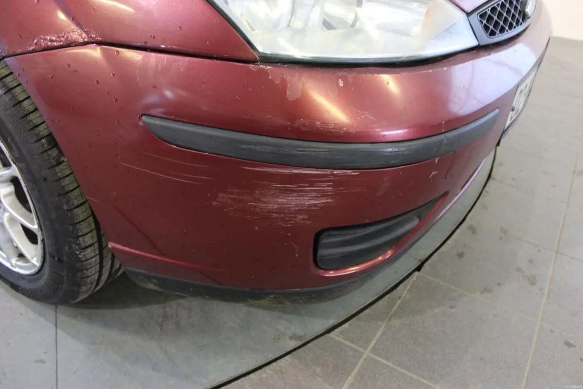 Ford Focus 1.4i Freedom - TENDER 43 - Image 3