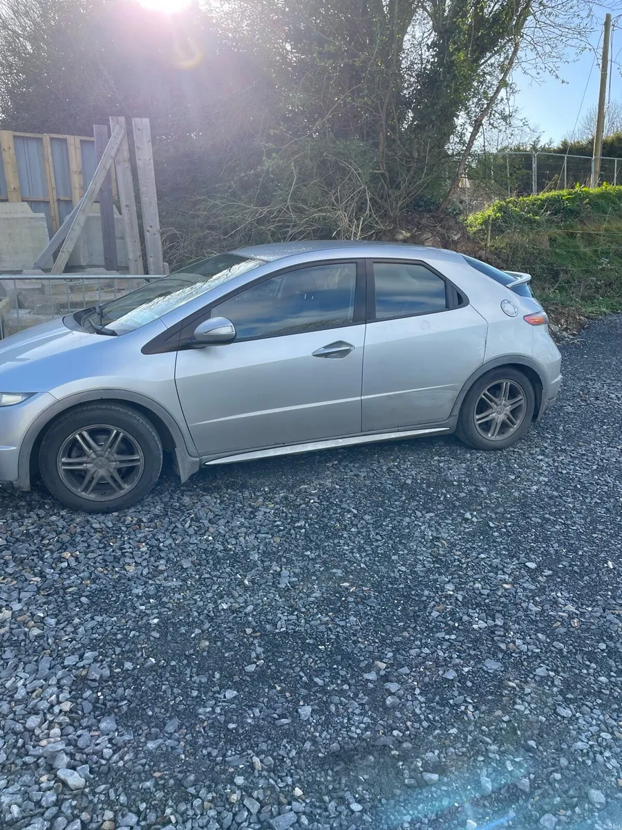 Honda civic - Image 3