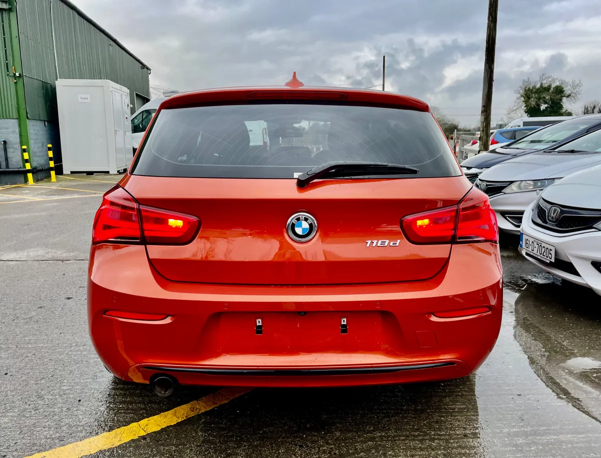 BMW 1-SERIES 2016 / SPORT LINE / - Image 4