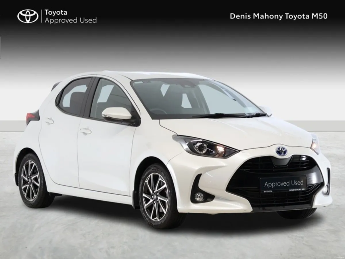 Toyota Yaris Luna Sport Hybrid - Image 1
