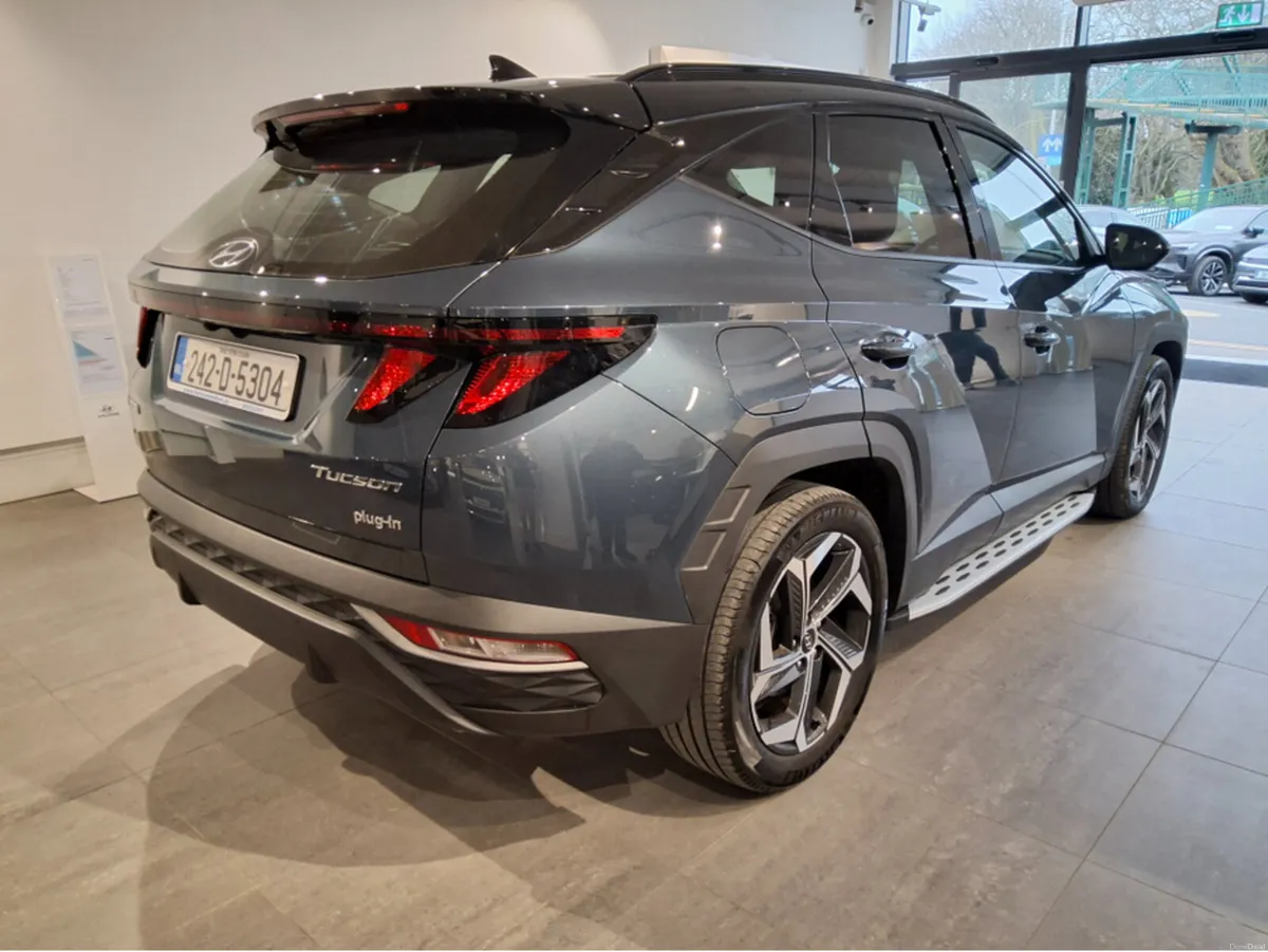 Hyundai Tucson EXECUTIVE ** PLUG IN HYBRID ** Side - Image 2