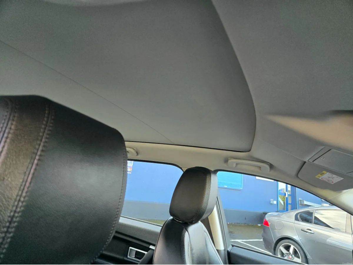 Land Rover Discovery Sport 2.0 TD4 SE TEC TECH 180 - Image 4