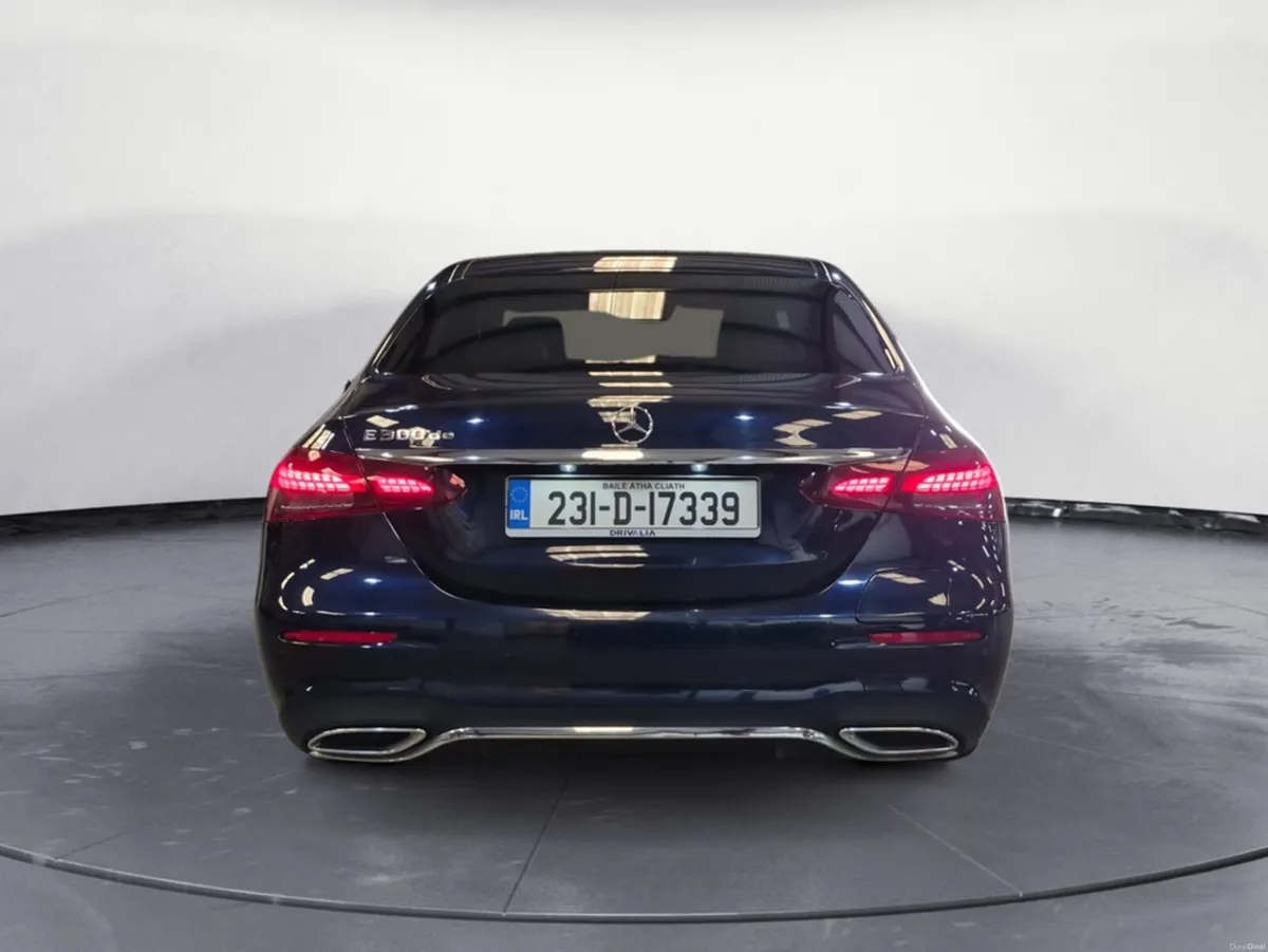 Mercedes-Benz E-Class 300 DE PHEV AMG Line - Image 6