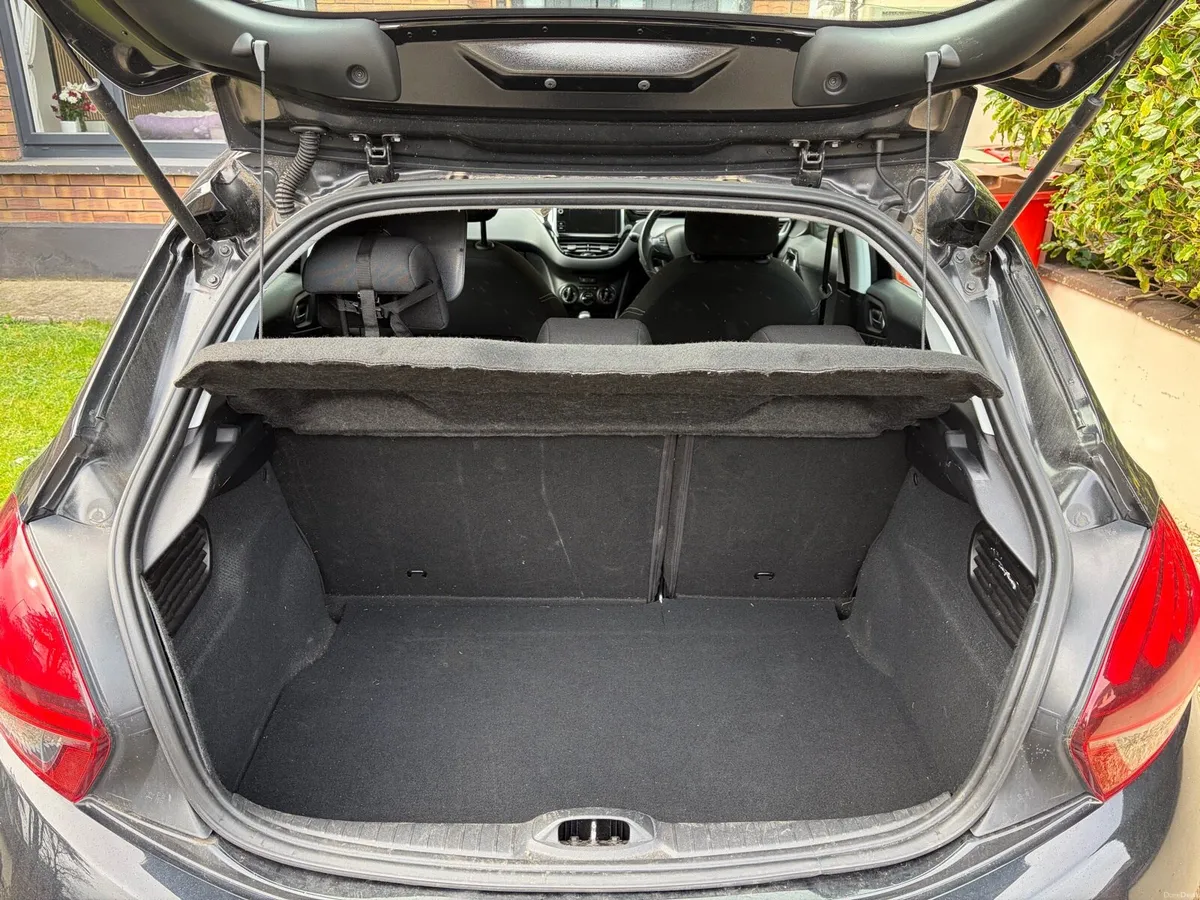 Peugeot 208 1.2 PURE TECH 68 ACTIVE - Image 3
