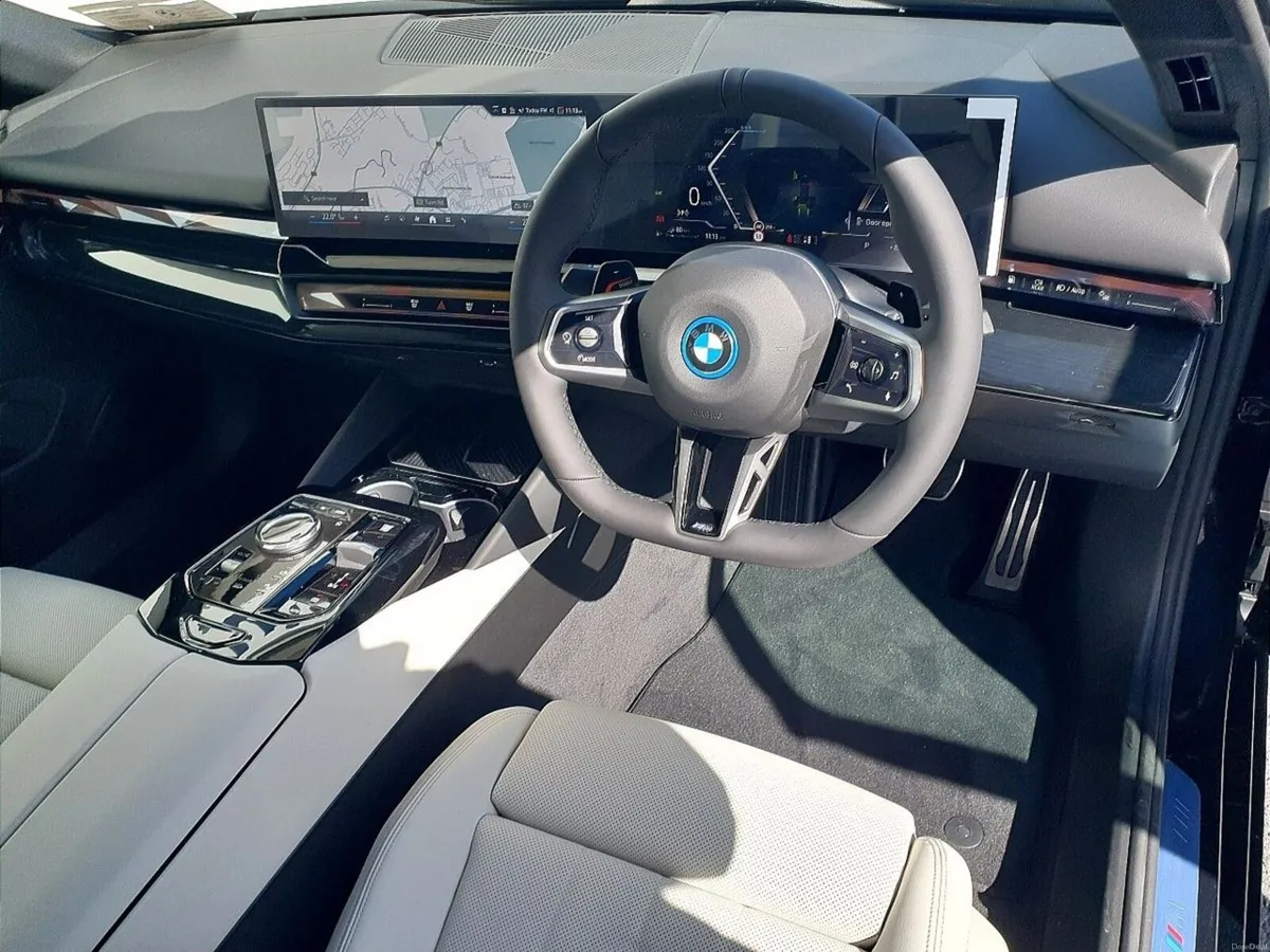 BMW 5-Series 530e M Sport - Image 6