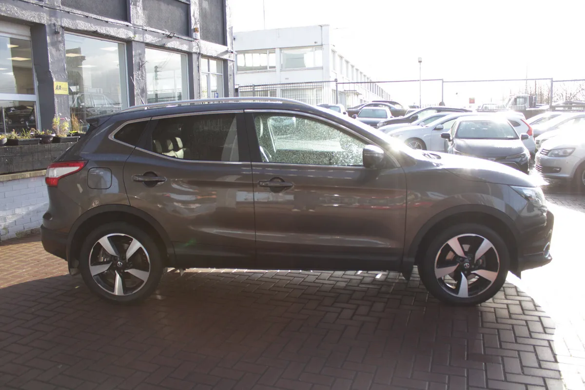 2017 NISSAN QASHQAI 1.2PET SV PREMIUM - Image 3