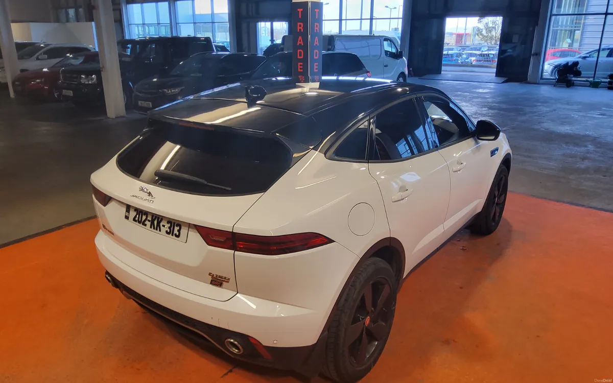 Jaguar E-Pace 2020 - Image 3