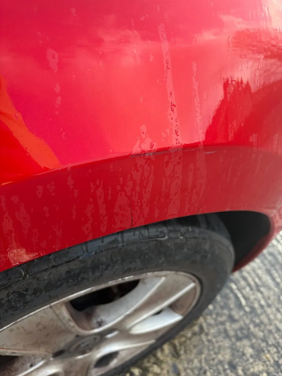 Renault Clio 2017 8200 - Image 2