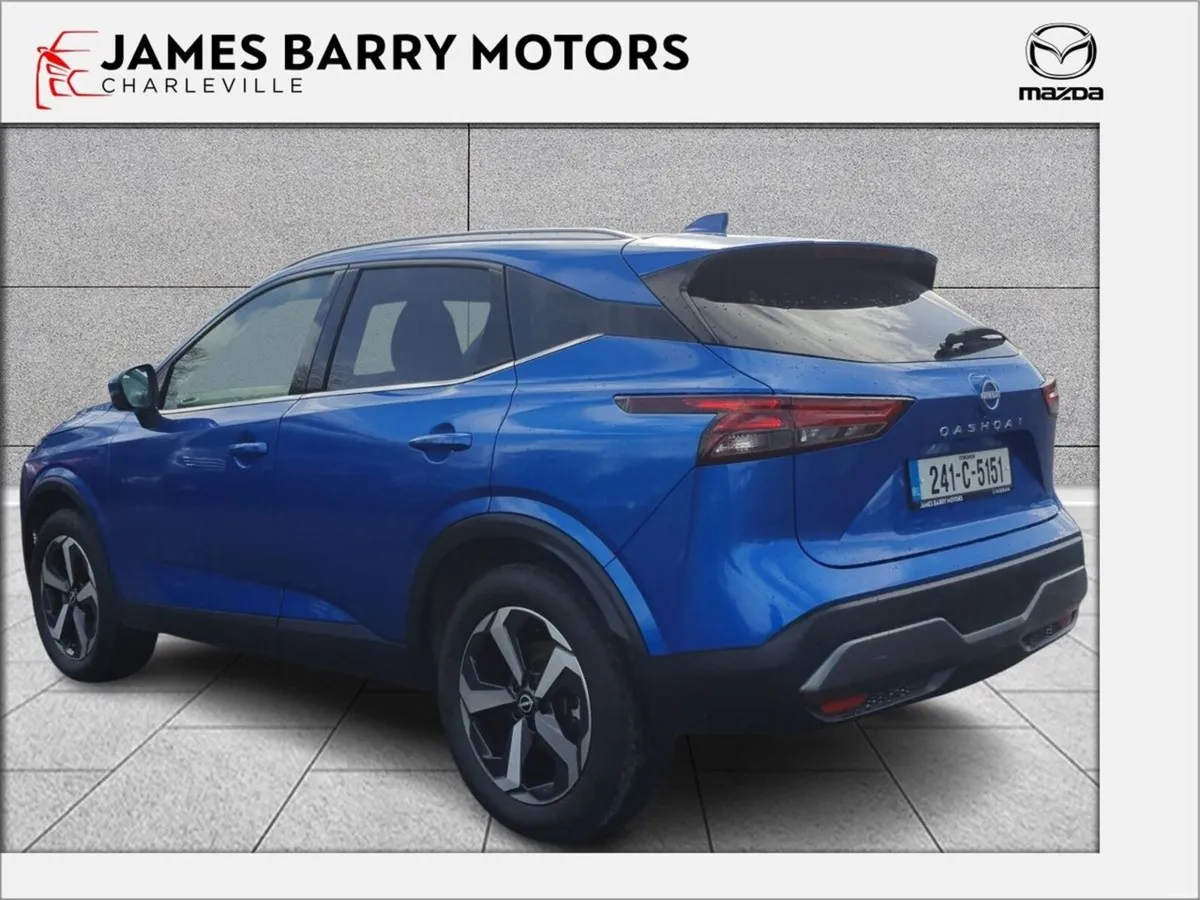 Nissan Qashqai 1.3 PET MILD HYBRID SV PREMIUM - Image 4