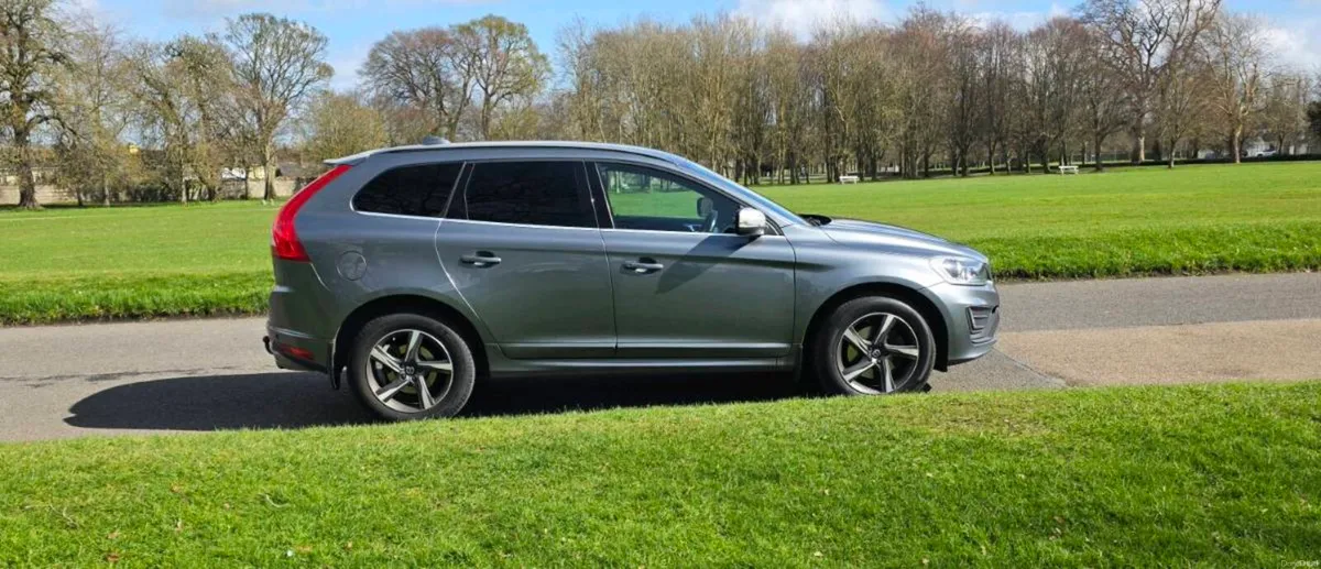 Volvo xc90 R-desighn AUTO - Image 2