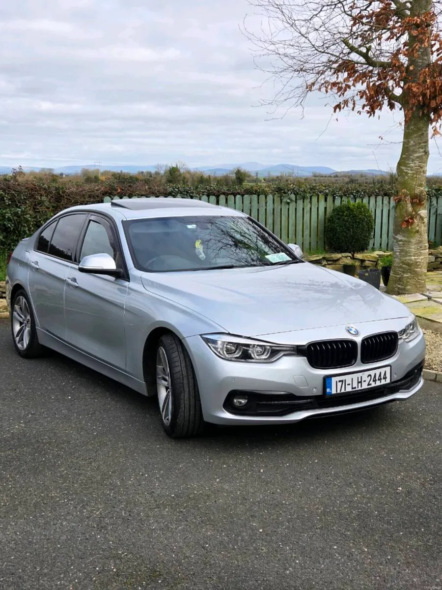 BMW 320d - Image 1
