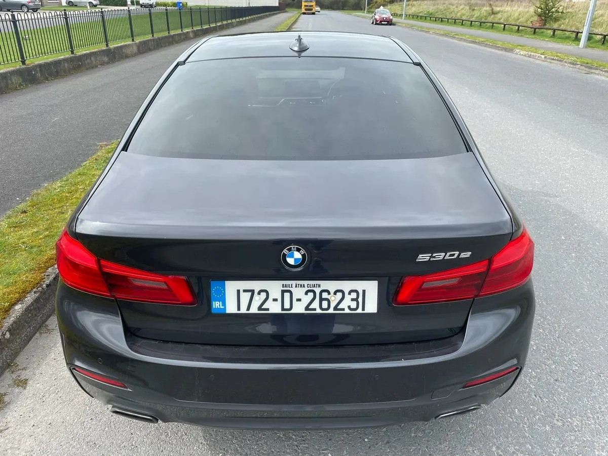BMW 5-Series 2017 - Image 3