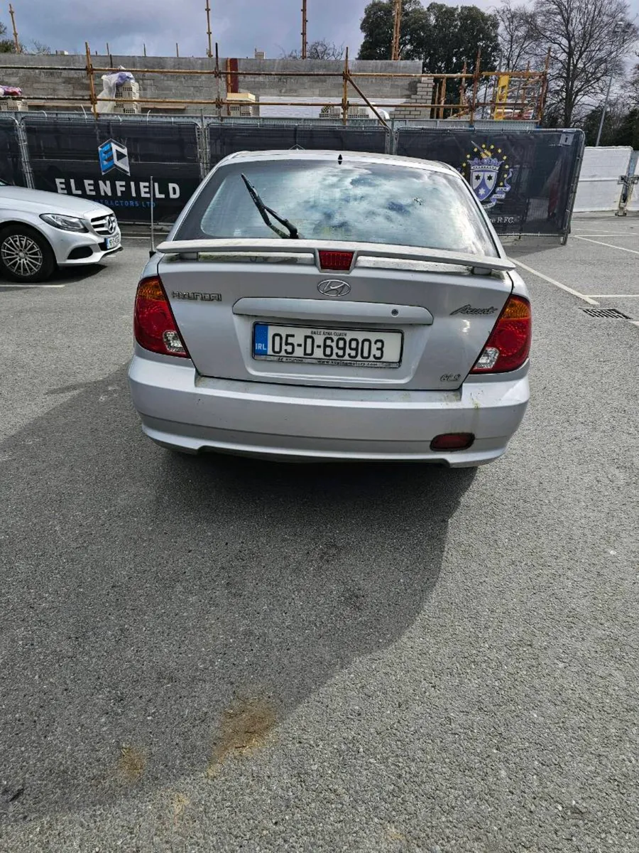 Hyundai Accent GLS. - Image 2