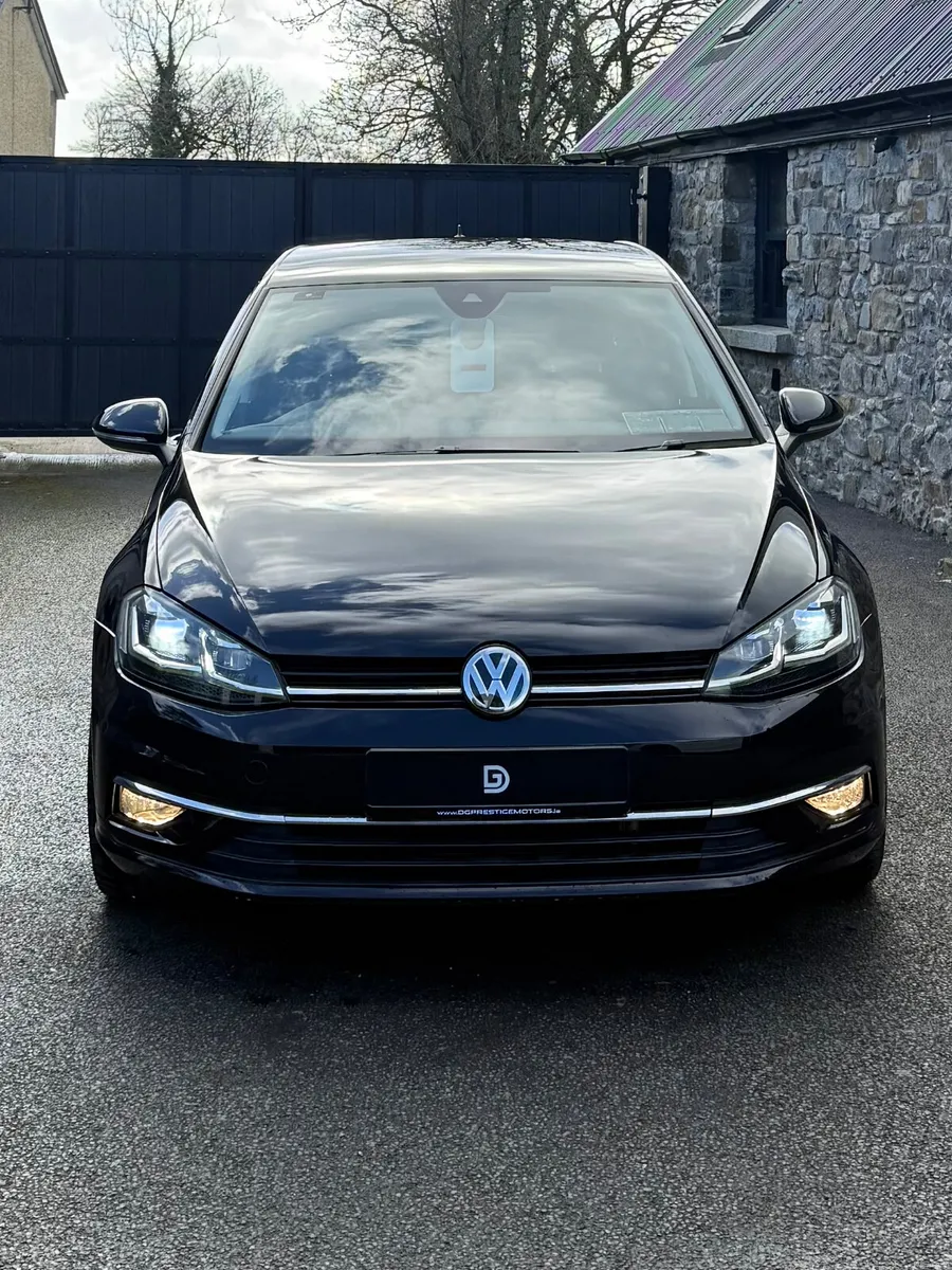 2018 VOLKSWAGEN GOLF TECH EDITION AUTO 1.2 TSI - Image 2