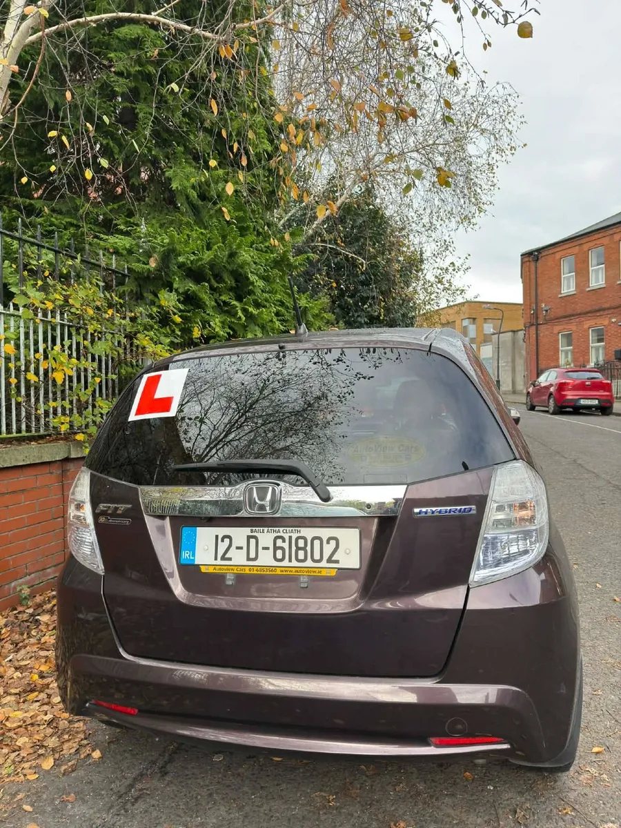 Honda Fit 2012 - Image 2