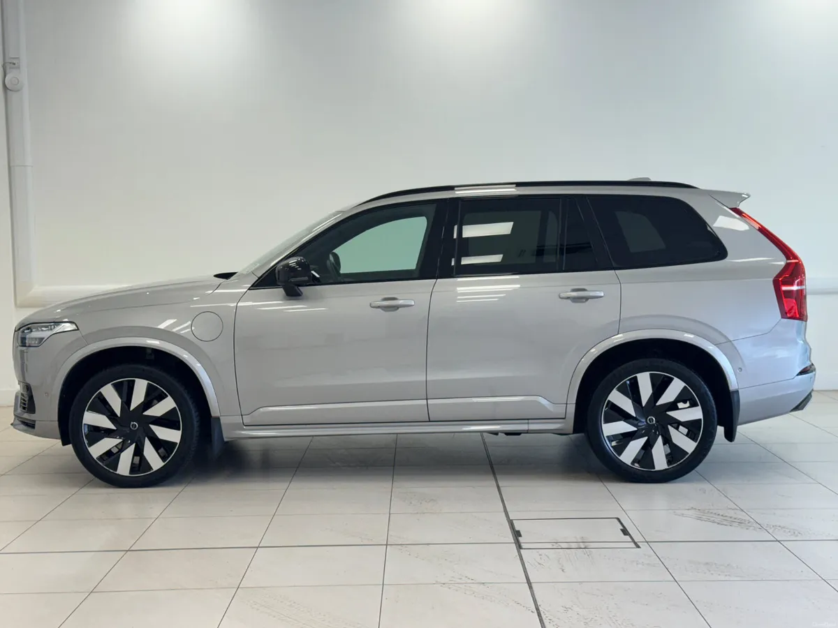 Volvo XC90 2024 - Image 4