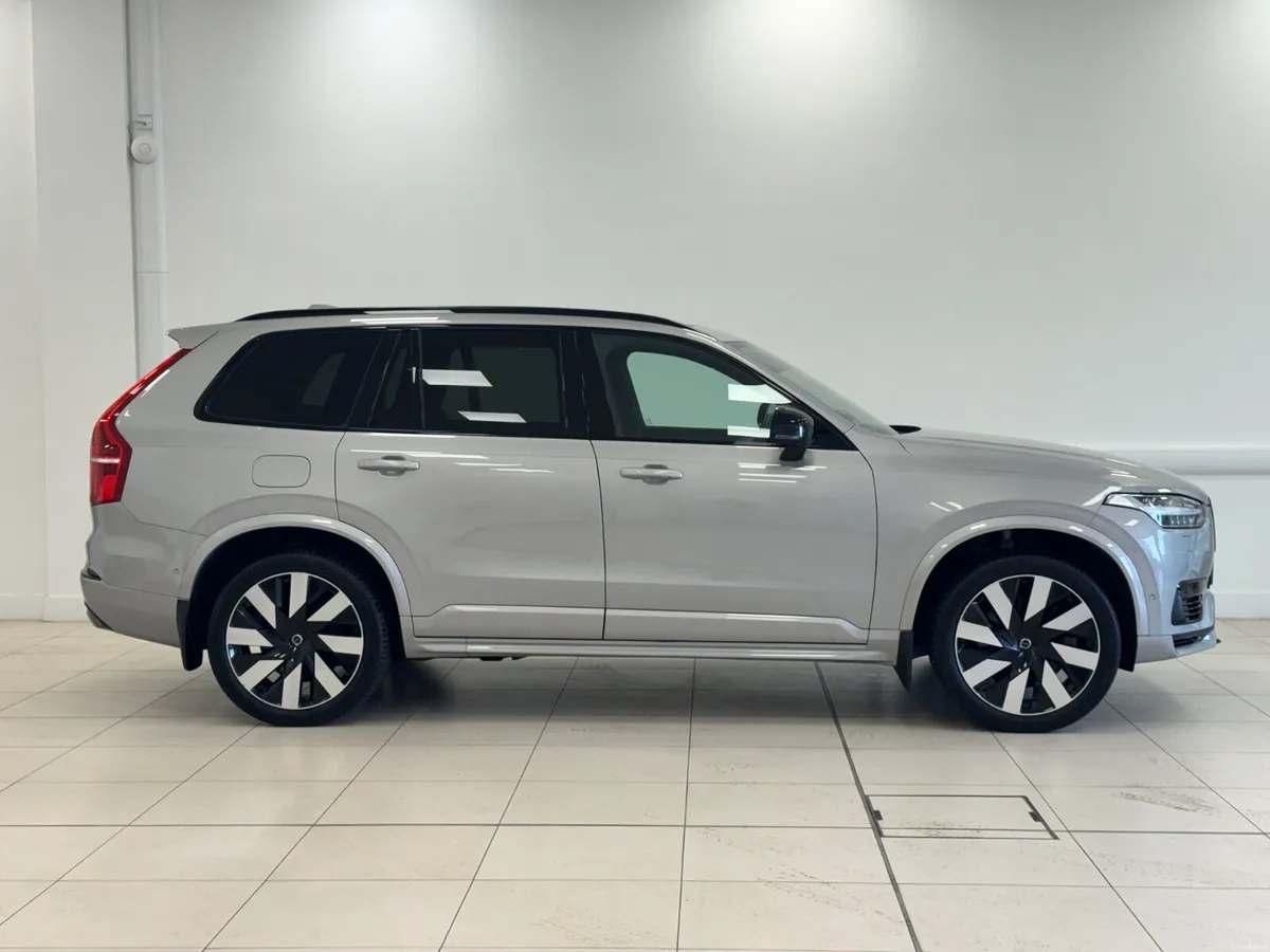 Volvo XC90 2024 - Image 3