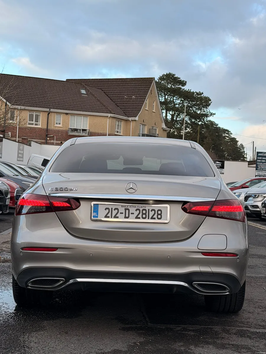 Mercedes E300d 2021 AMG-LINE - Image 5