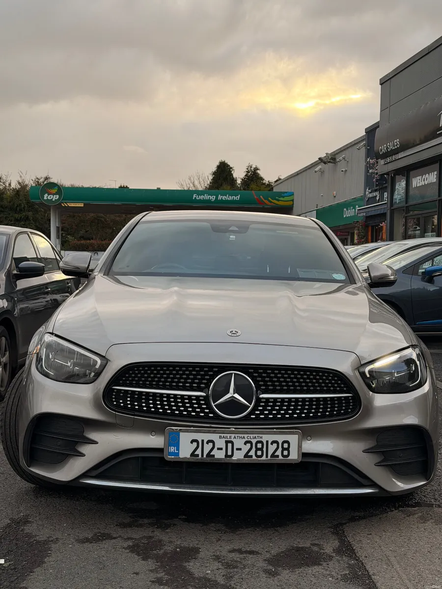 Mercedes E300d 2021 AMG-LINE - Image 2