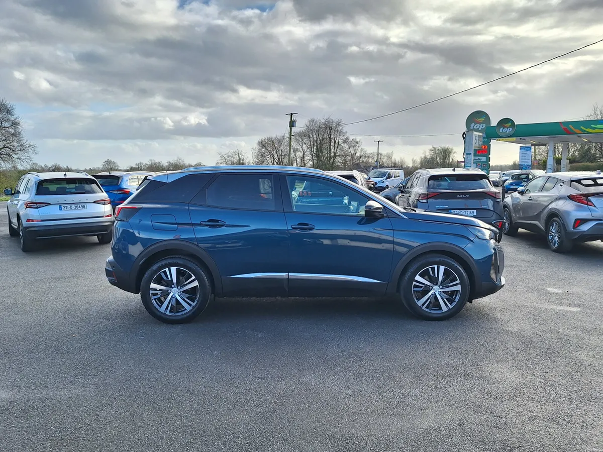 Peugeot 3008 1.5 HDI Automatic *High Spec/Stunning - Image 2