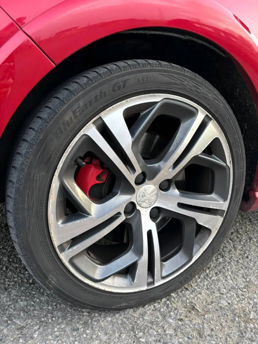 Peugeot 208 GTI - Image 6