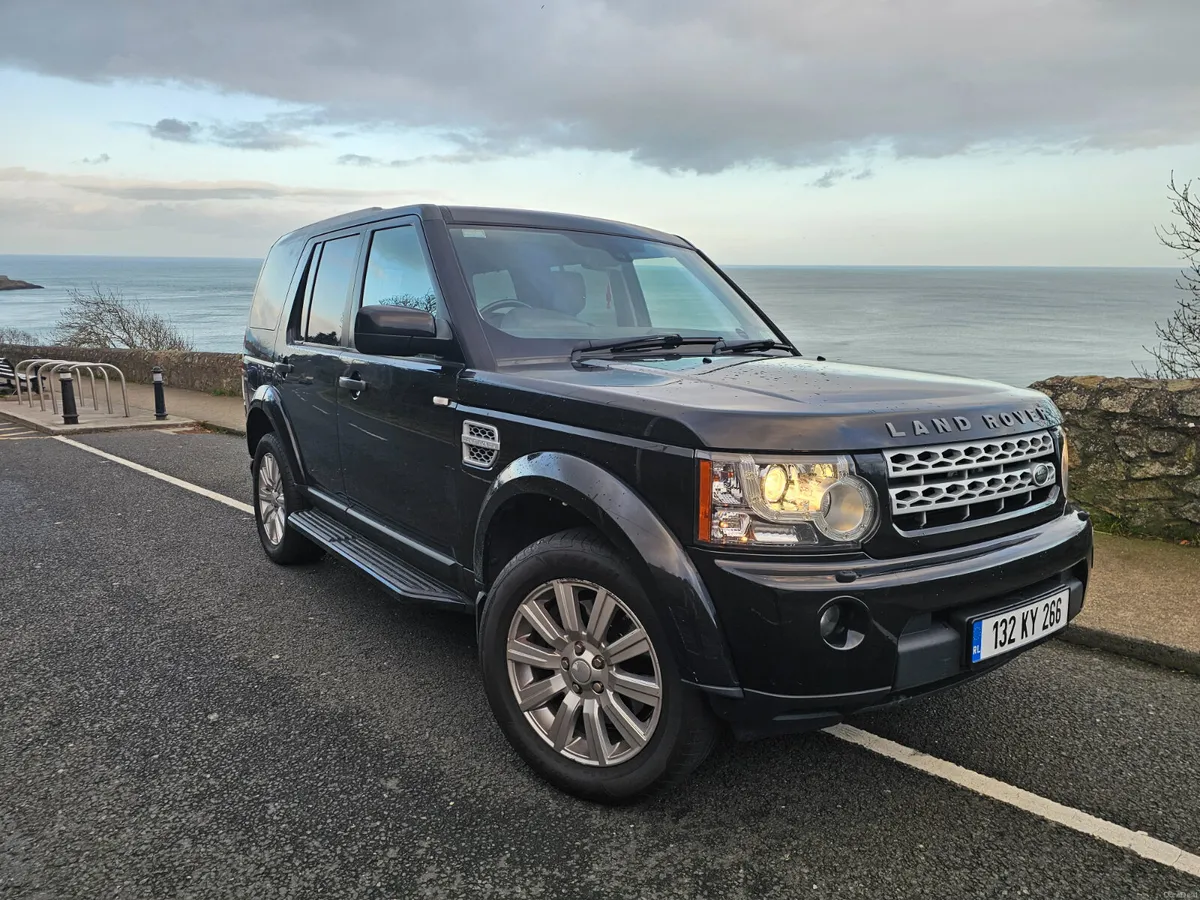 Land Rover Discovery 2013 - Image 1