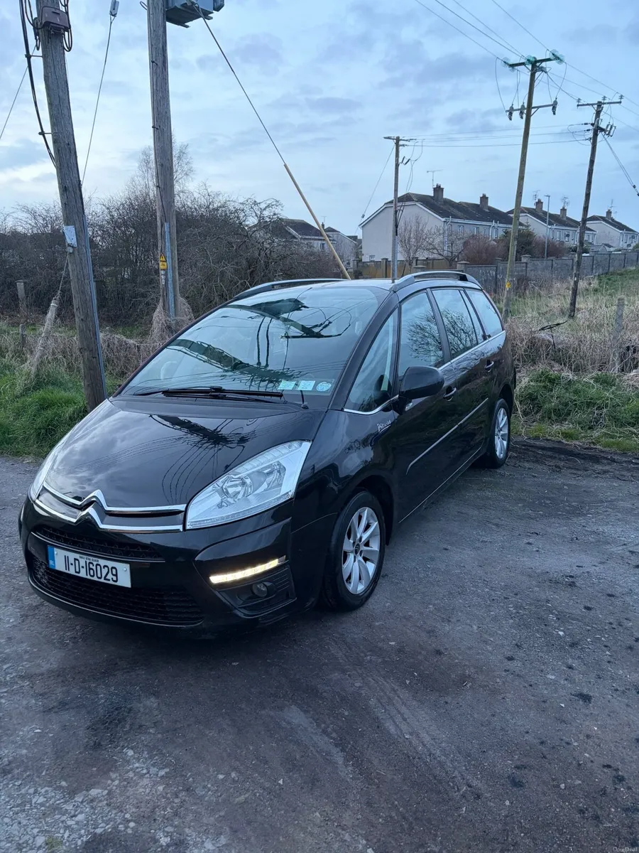 Citroen C4 Picasso AUTO 7 seater - Image 1