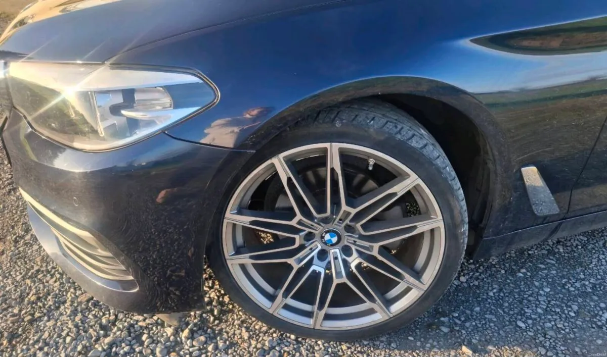 BMW 520 - Image 4